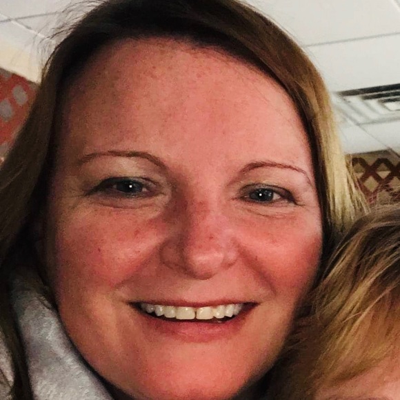 Meet your Posher, Michelle - Picture 1 of 1